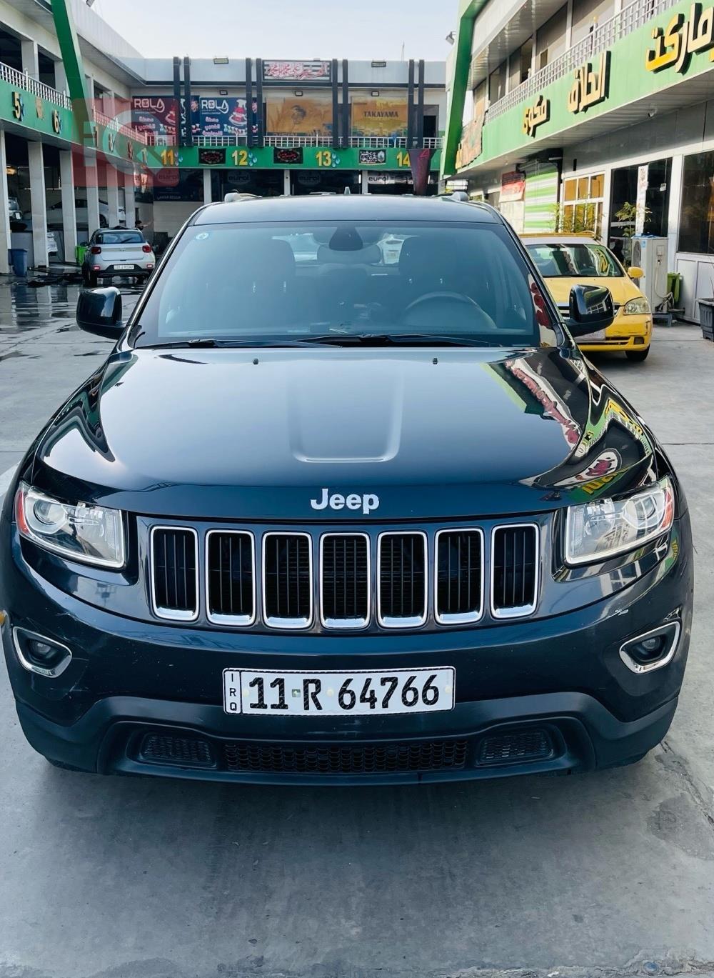 جیپ گراند شیرۆکی